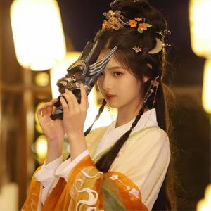 国风寄情_醉月悠悠，卿卿意逍遥